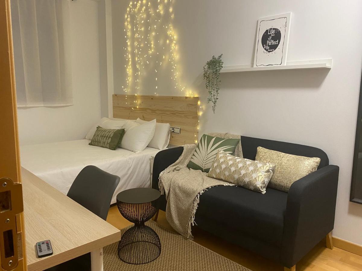 El Capricho Terrassa. Apartment Екстериор снимка