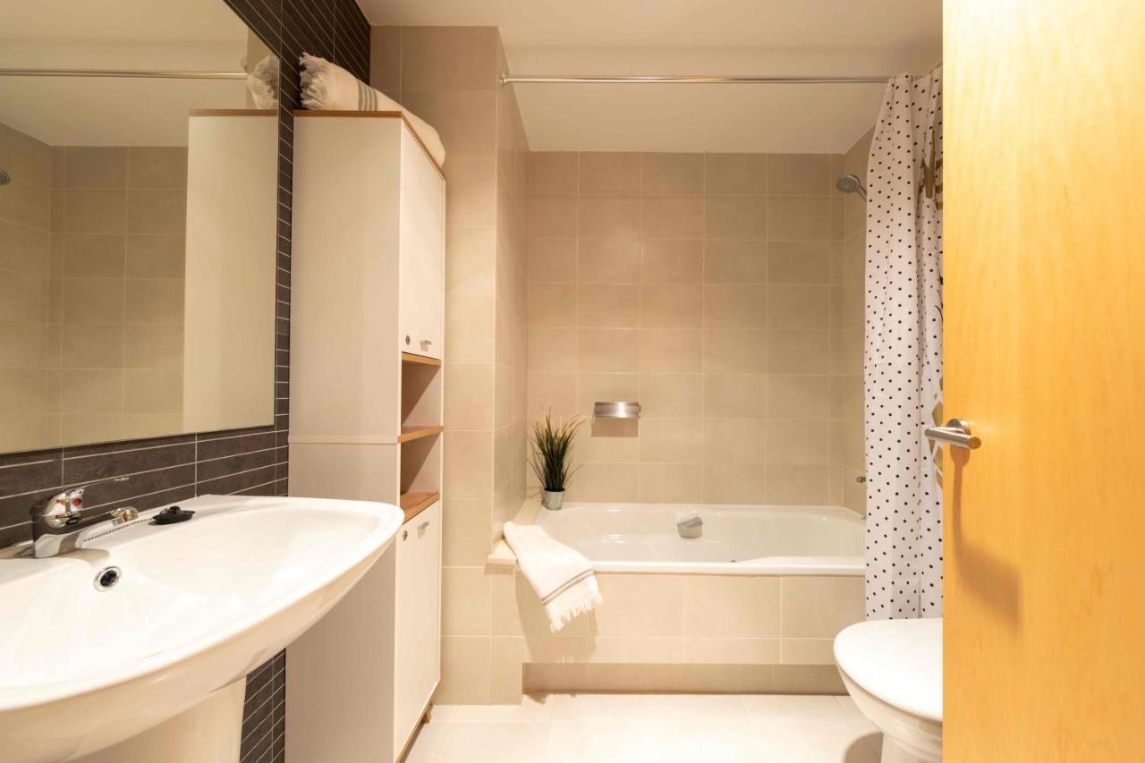 El Capricho Terrassa. Apartment Екстериор снимка